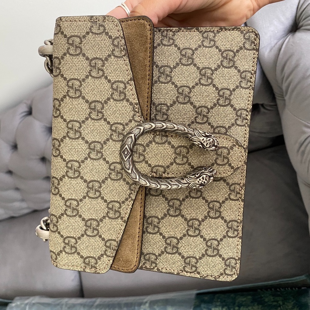 Gucci Mini Dionysus GG Supreme Shoulder Bag